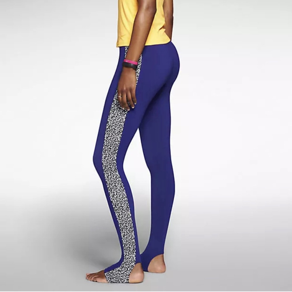 Nike Leg-A-See Stirrup Organic Cotton Leggings Size Small